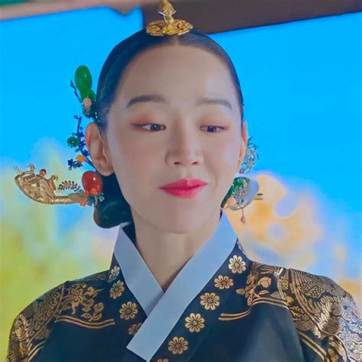 Kim Hye Jin: She Was Pretty And More Than Just A Pretty Face