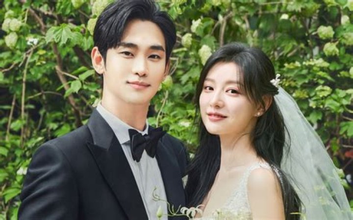 Unveiling The Life Of Kim Soo Hyun: His Wife And Child